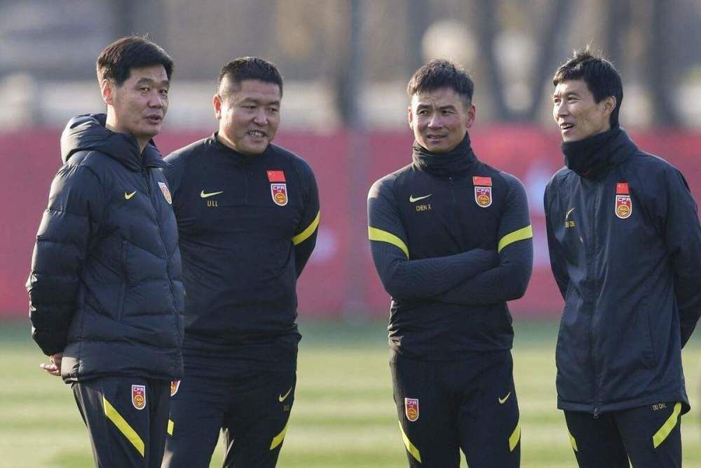 骚小妹淫